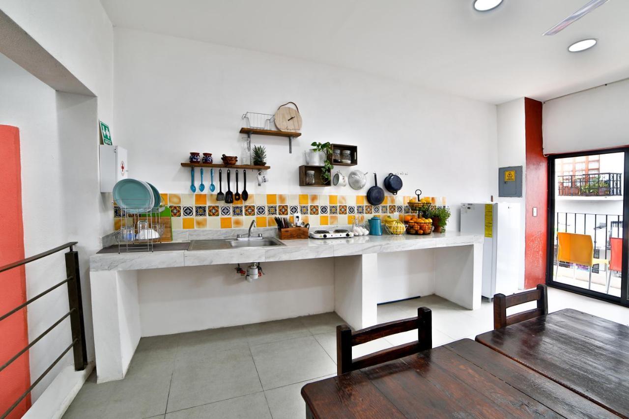 Hostal Ten To Ten Puerto Vallarta Buitenkant foto
