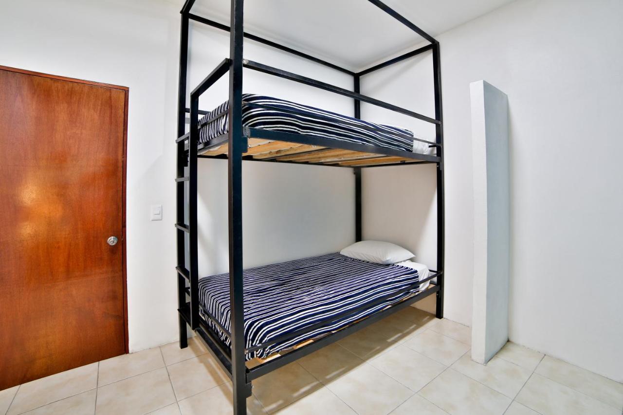 Hostal Ten To Ten Puerto Vallarta Buitenkant foto