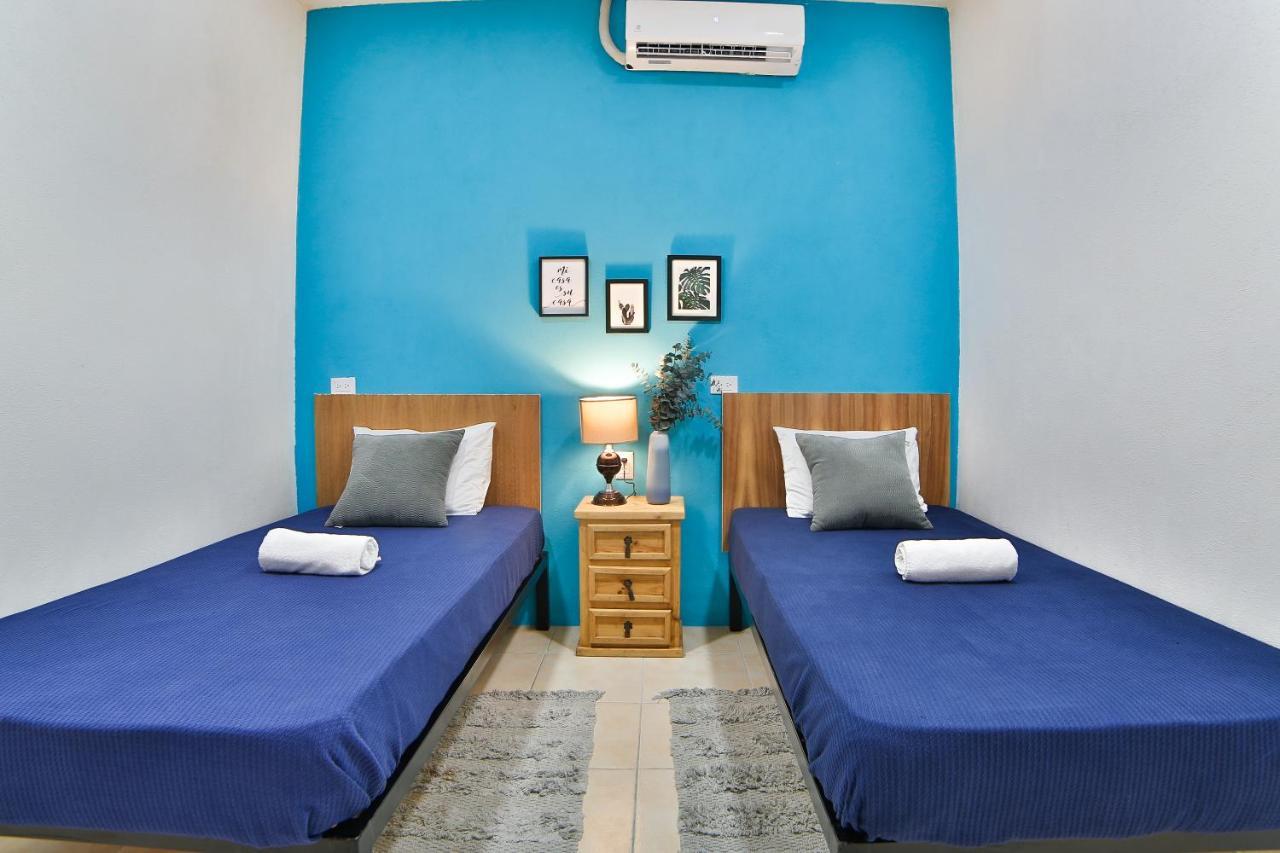 Hostal Ten To Ten Puerto Vallarta Buitenkant foto