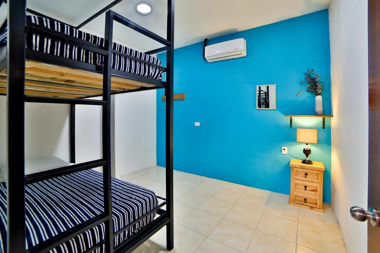 Hostal Ten To Ten Puerto Vallarta Buitenkant foto